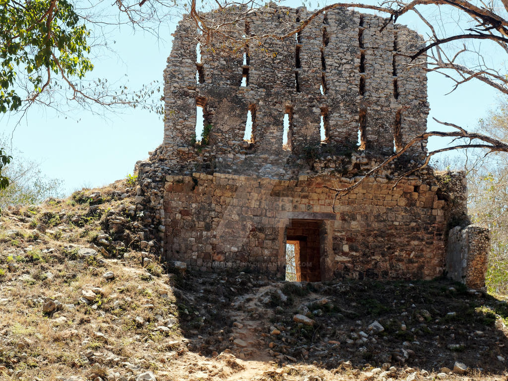 Sayil watchtower.